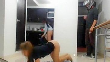 Daring Girls Daringly Flashing Their Nude Bodies To The Delivery Guy