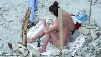 Unleash Your Inner Voyeur For A Steamy Sex-On-The-Beach Adventure!