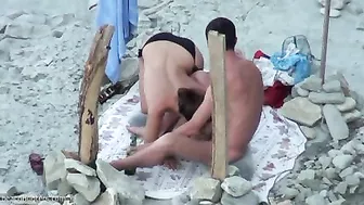 Unleash Your Inner Voyeur For A Steamy Sex-On-The-Beach Adventure!