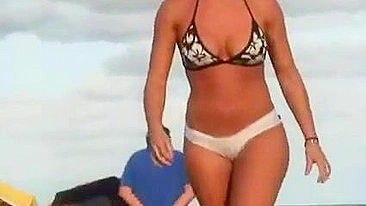 Voyeur Beach Sexy Woman with Tight Bikini Filmed