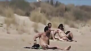 Voyeur Spy Camera Nice Tits Filmed at the Beach