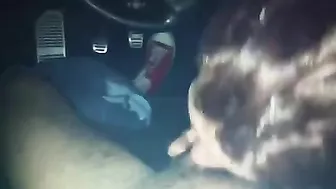 Blowjob in the Car Hooker Sucks Dick of Client