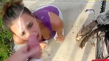 Sexy Public Blowjob And Cumshot On Her Flushed, Lustful Face