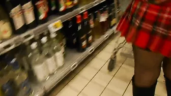 Candid Voyeur Wife with No Panties Walks through Store