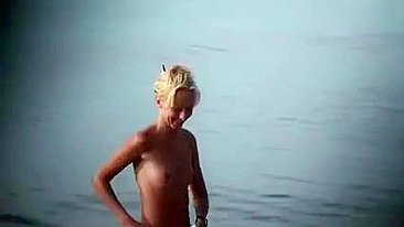 Sexy Nude Women Filmed By Voyeuristic Camera On The Beach