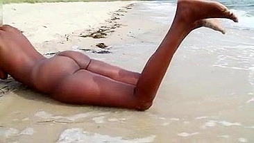 Slinky, Ebony Goddess Struts On The Sizzling Sand!
