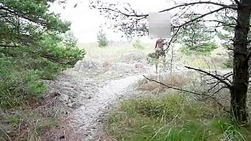 Slinky, Ebony Goddess Struts On The Sizzling Sand!