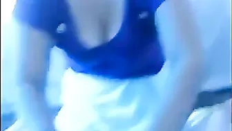 Mature, Thai Woman Gives Hand-Job, Massage, Cums Client