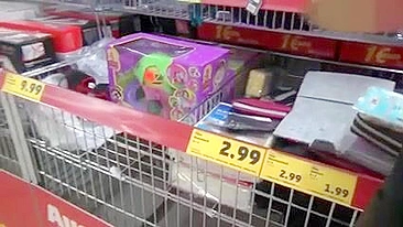 Exhibitionist Couple Makes Sex in a Public Supermarket