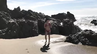 Horny Wife's Hot Blowjob At The Beach