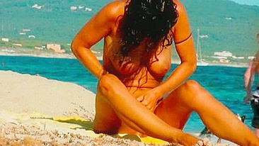 Fantastically Shaped Topless Beauties On The Beach!