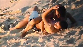 Real Voyeur Video Couple Caught Fucking on an Empty Beach