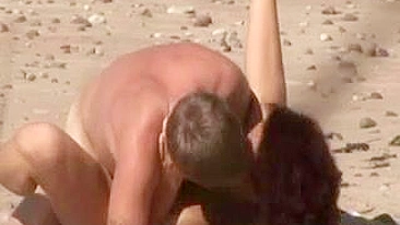 Creampie Sex at the Beach Couple Spied on Video Fucking