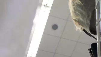 Candid Voyeur Sexy Girl with Nice Ass Upskirt Filmed