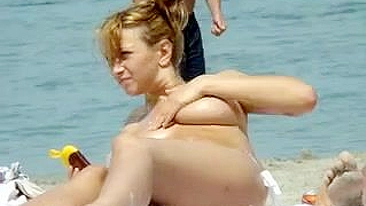Topless At The Beach Video Of A Hot Woman With Nice Big Tits