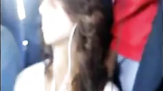 Hot Girl Dick Flashed in the Bus