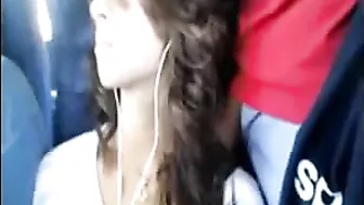 Hot Girl Dick Flashed in the Bus
