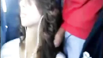 Hot Girl Dick Flashed in the Bus