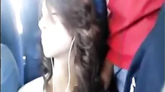 Hot Girl Dick Flashed in the Bus