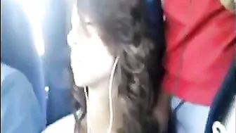 Hot Girl Dick Flashed in the Bus