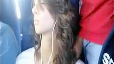 Hot Girl Dick Flashed in the Bus