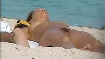Pervy Cam At Beach Films Nude Chicks