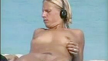 Pervy Cam At Beach Films Nude Chicks