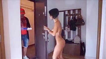 Absolutely Bare, Deliveryman Flaunts Pizza In Bold Display!