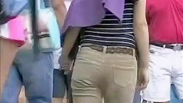 Candid Camera Too Short Pants Shows Ass of Hot Girl in Public
