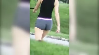 Filming A Heavenly Asscheeks In Snugdenim Spectacle