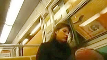 Dick Flashing in the Subway Showing to a Hot Girl