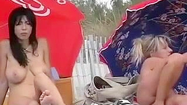 Amazing Big Natural Boobs Caught At Beach On Voyeur Camera