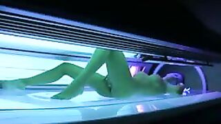 Hidden Camera at Solarium Filming Sexy Naked Girl