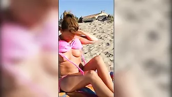 Mature Wife Takes Off Bra for Topless Sunbath at Beach
