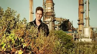 Beach Voyeur Chick Filmed Topless