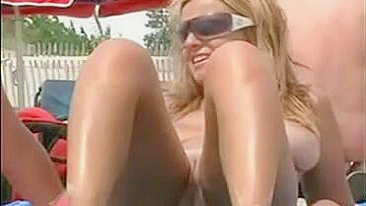 Nude Flash At The Beach Of Hot Woman