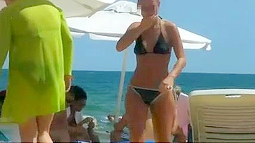 Pervy Hottie-Filming At Topless Beach: Watch 'Em Ogle!