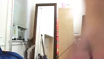 Sexy Nude Girl Flashes The Pizza Delivery Boy