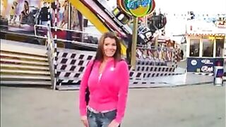 Dude Receives Oral Sex and Fucks His Girl in an Amusement Park