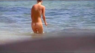 Beach Voyeur Tube Video Hot Nude Girl Filmed on Hidden Cam