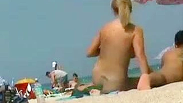 Hot Naked Pussy Video at the Beach Filmed on Voyeur Camera