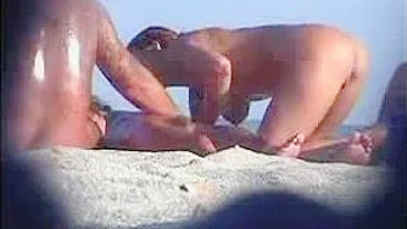 Beach Voyeur Vids von Various Nackt Paare und Frauen