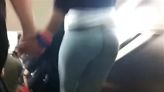 Fantastic Camera Work Captures Enticing Derriere In Form-Fitting Yoga Trousers