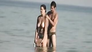 Voyeur Camera at Public Beach Films Busty Girlfriend Cleaning Up