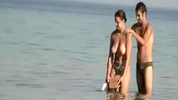 Voyeur Camera at Public Beach Films Busty Girlfriend Cleaning Up