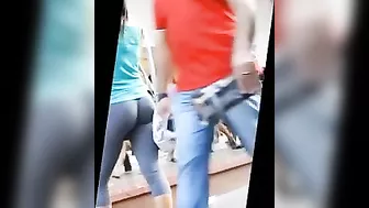 Voyeur Hot Girl in Tight Pants Shows Perfect Ass on the Street
