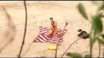 Sultry Beach Couple's Steamy Sexcaught On Kinky Voyeur Camera