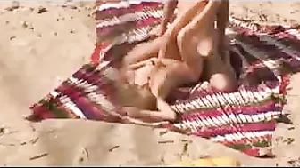 Playa Video XXX pareja pillada teniendo sexo en cámara Voyeur