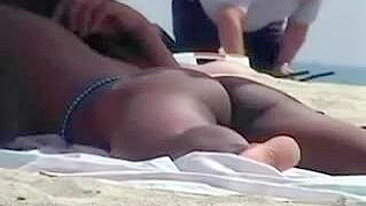 Naked Amateur Couple Filmed by Spy Camera at Beach