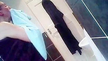 Voyeur Video escondida en el baño Mom Nude espió a Cam